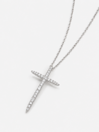 Verfijnde taps toelopende Moissanite kruisketting