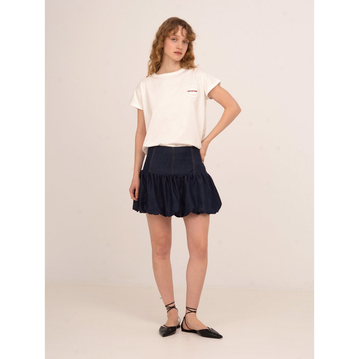 Carmen wit T-shirt met patchdetail
