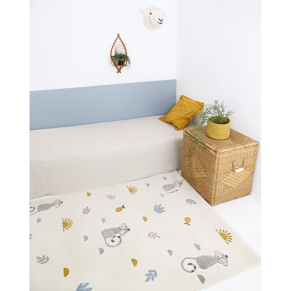 Little monkeys children's bedroom rug LITTLE WILD MONKEY HONEY M