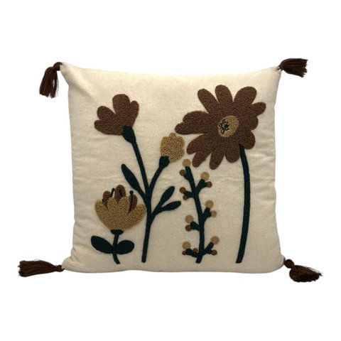 Decorative pillow with punch embroidery - flower - Margerite - 43 x 43cm