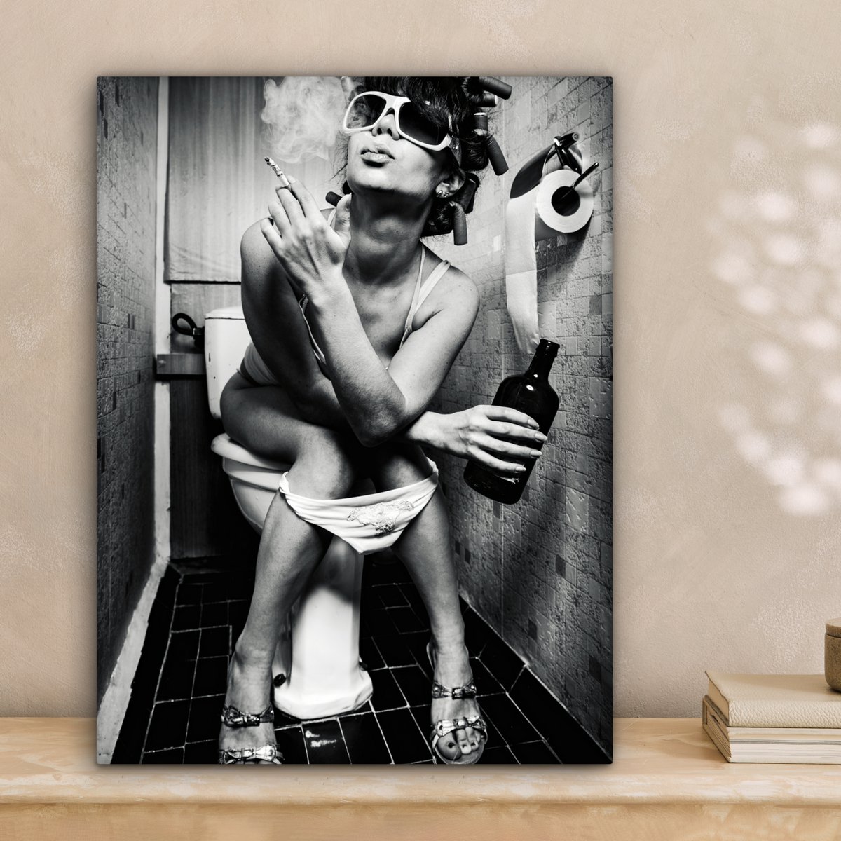 Canvas Painting - Wall Decoration Woman - Vintage - Curles - Toilet - Cigarette - Wall Decoration Living Room - Bedroom Decoration - Room Accessories - Canvas Paintings
