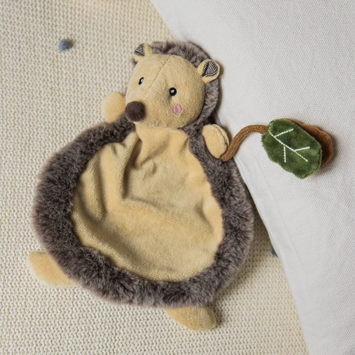 Cuddly cloth hedgehog piksi