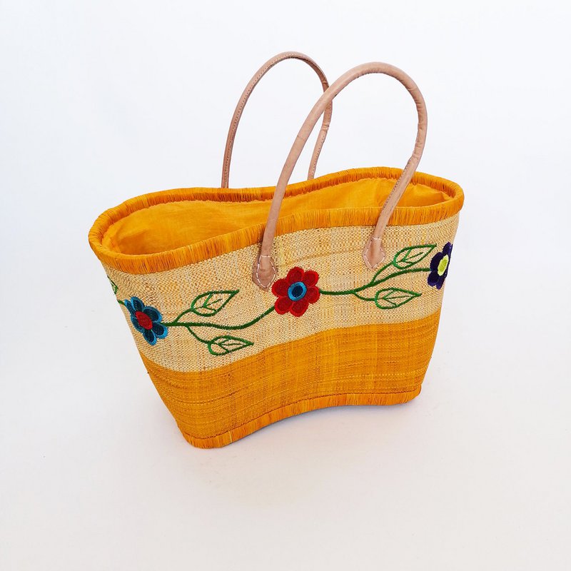 Handgefertigtes Rabane -Korb "Namakia" mit blumiger Stickerei