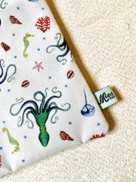 Pencil case with octopus print - Sustainable school pencil case made of recycled PET bottles - for toddler preschool child - school crafts - water resistant and washable - Unique design hand painted by Mies