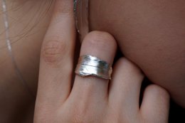 Sølvfjerring, Sterling sølvsmykker, Duefjerbånd, Gave til hende, Fødselsdagsgave til kvinder, Håndlavede smykker