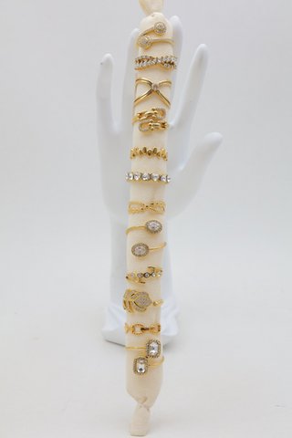 Set aus 12 verstellbaren Edelstahlringen mit Display