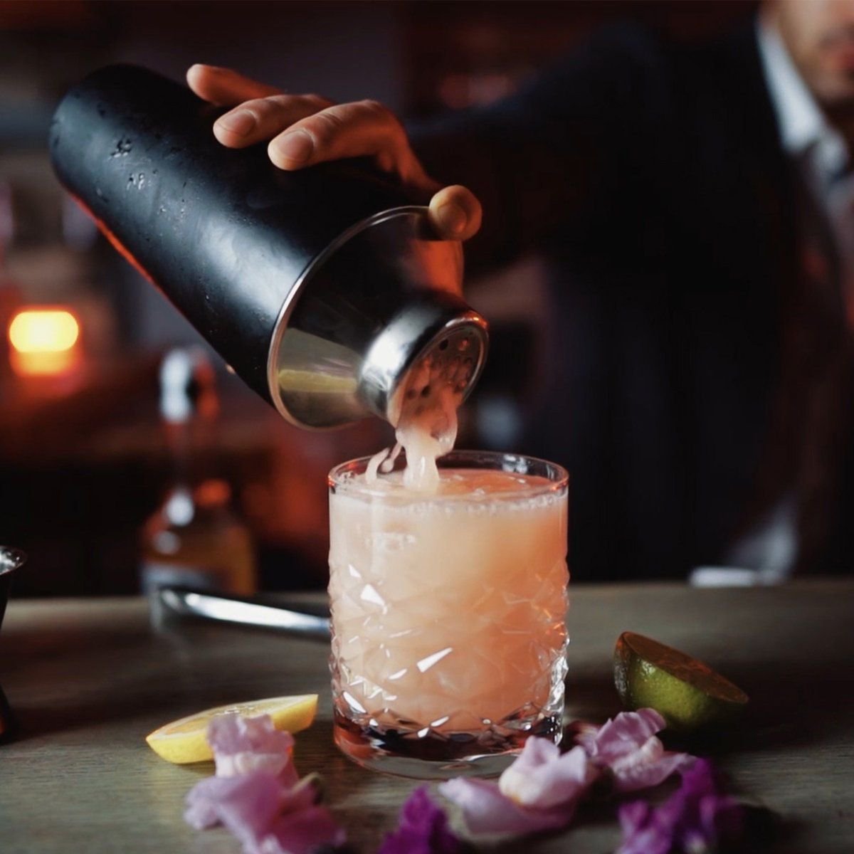 750 ml cocktail shaker and 4 cl alcohol dispenser Fackelmann Specter