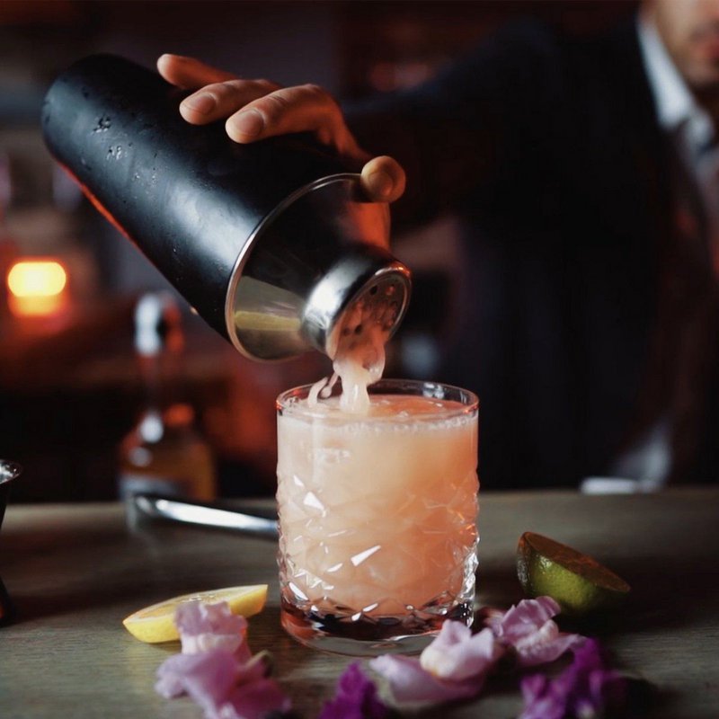 750 ml cocktail shaker and 4 cl alcohol dispenser Fackelmann Specter