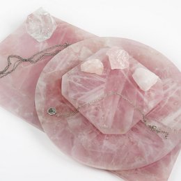 Rose Quartz Bakke
