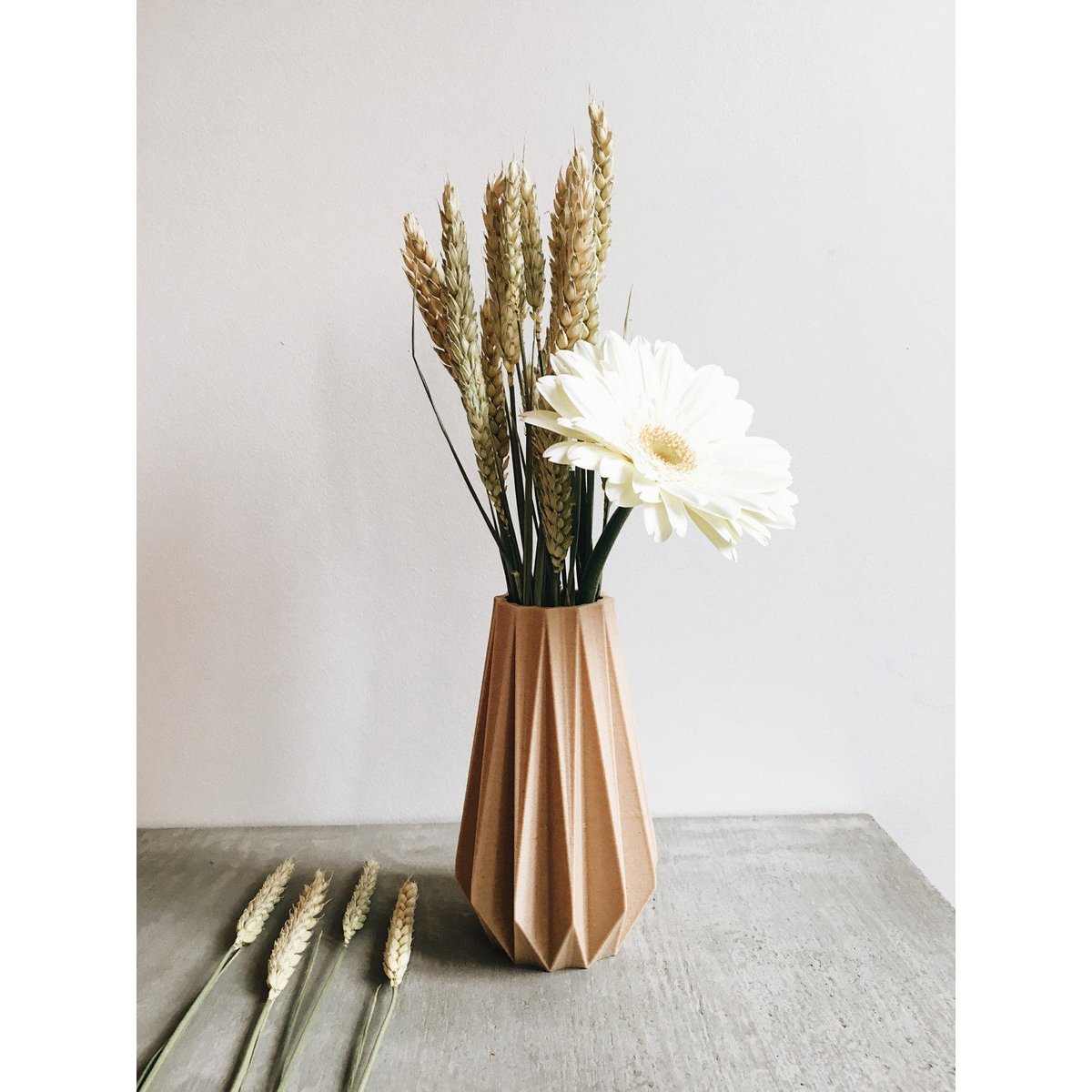 ORIGAMI-VASE
