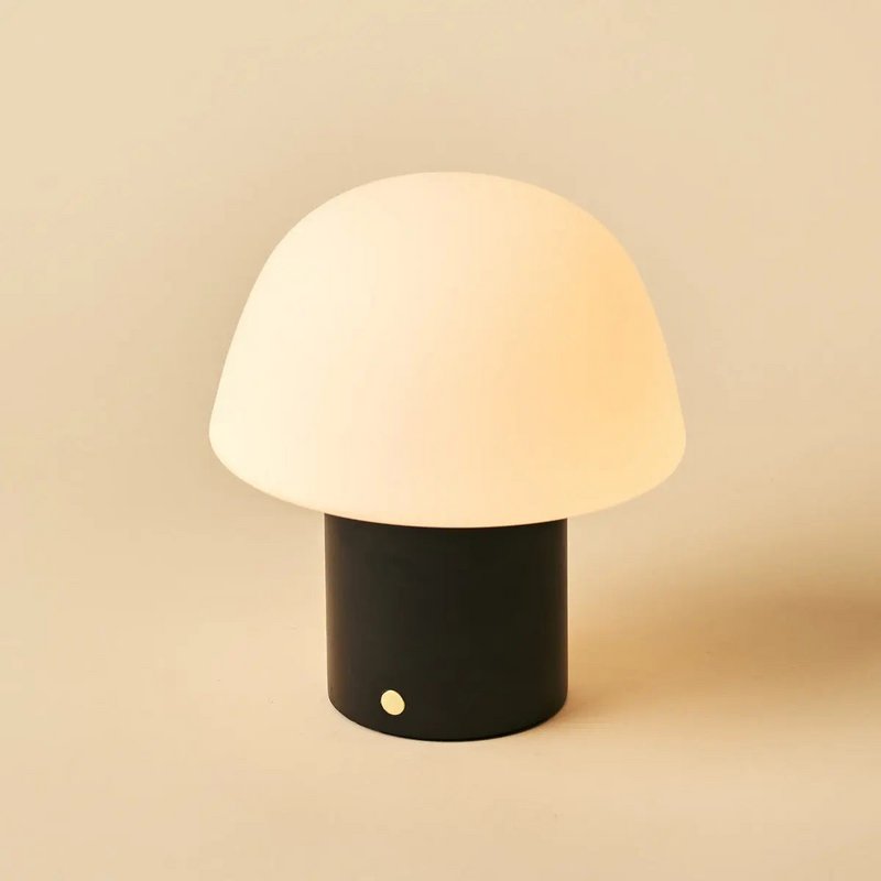 Yannick Black Trådløs Bordlampe
