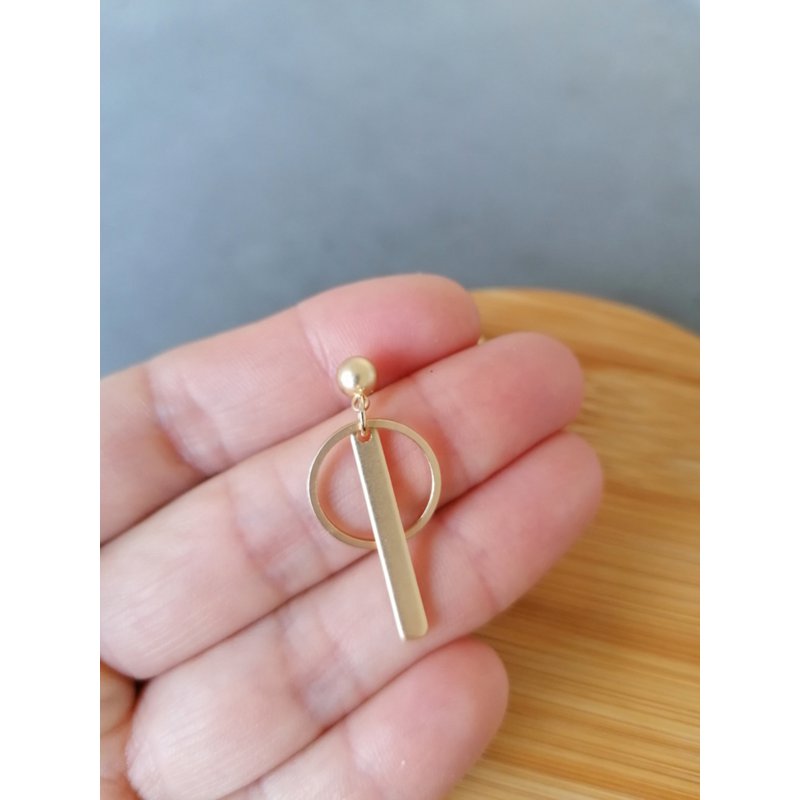 Paulette (gold)