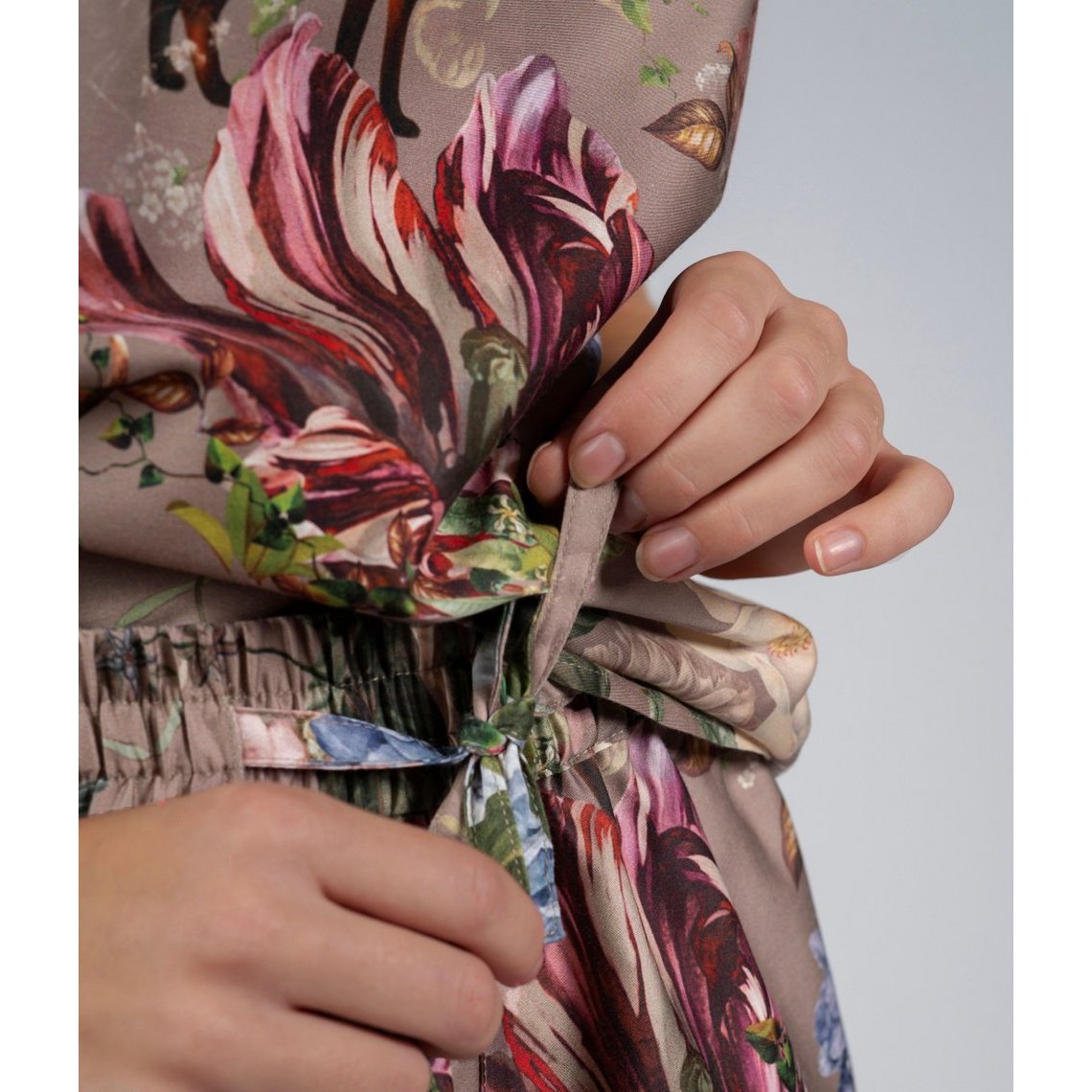 Pyjamas (shirt + shorts) Magic Garden Grey Cliff