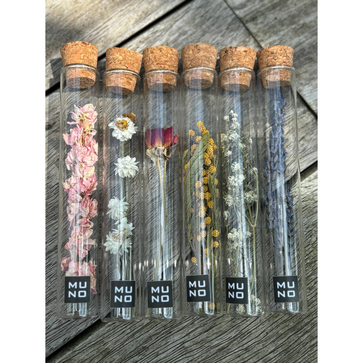 TUBE 15 CM WITH DRIED FLOWER - Gift
