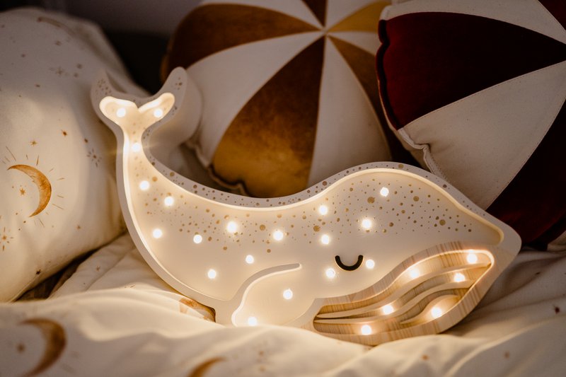 LITTLE LIGHTS WHALE LAMP