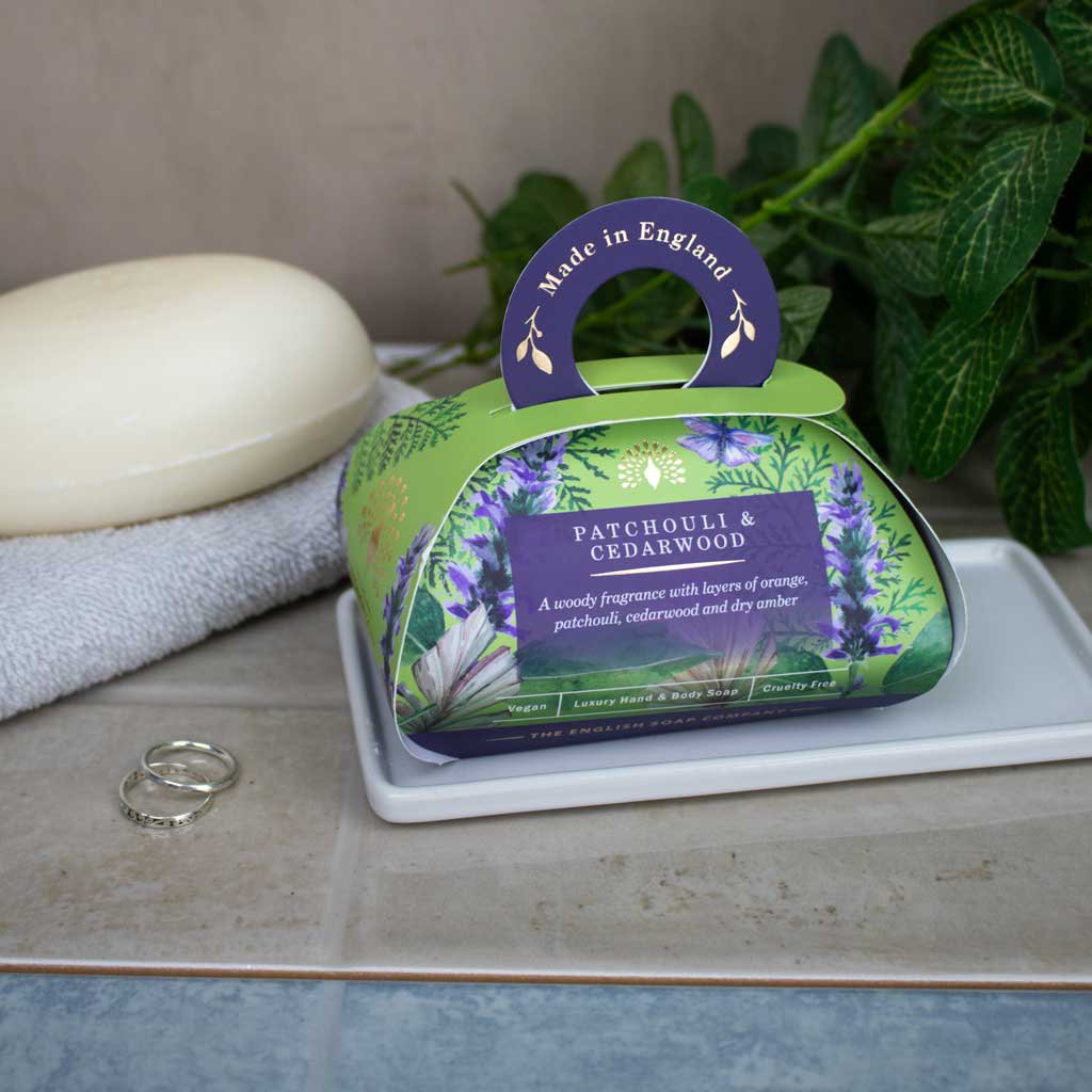 JABÓN INGLÉS C° 260g - Pachulí y Cedro