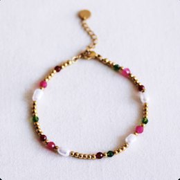 Perlehalskæde med perler og facetter - grøn/fuchsia/rød