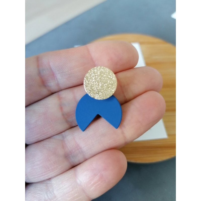 Pipa (gold-blue)