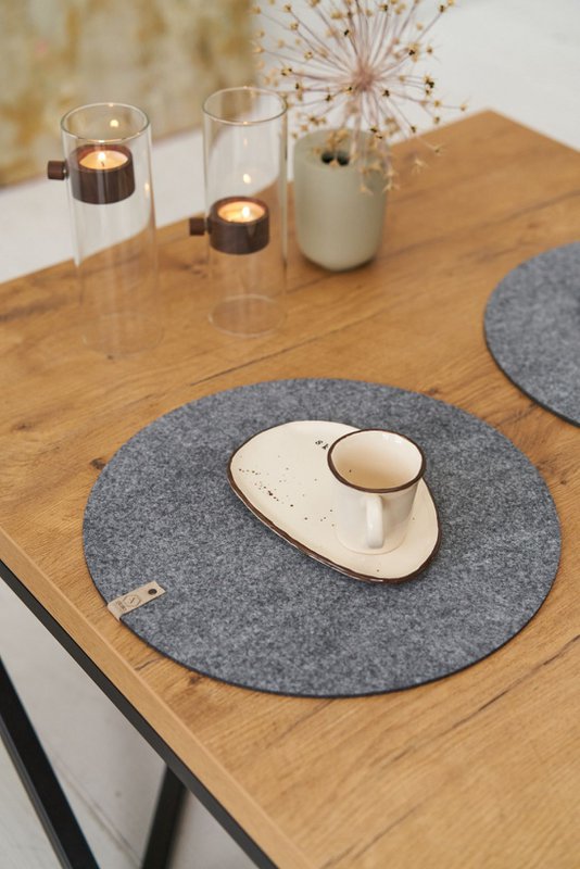 Felt placemat round grey