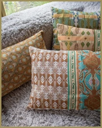 Coussin NIN-NIT Mouvement Classiques | 100% coton tissé | décoratif avec ambiance plage, rayures et imprimé nature | marron | bleu | turquoises | vert d'eau | vert | beige | blanc | 40x60 cm