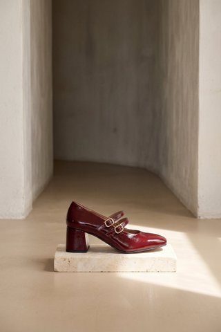MAITE BURGUNDY – Mary-Jane-Schuhe mit doppeltem Riemen und Absatz