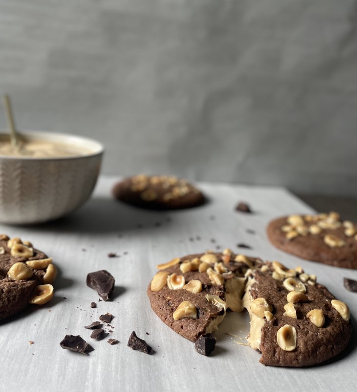 Maxi Cookie All chocolate – bueno cream center