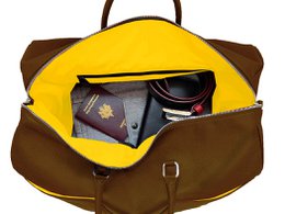 Stor model - Initial LAKE VIEW rejsetaske - Cognac - Gul piping
