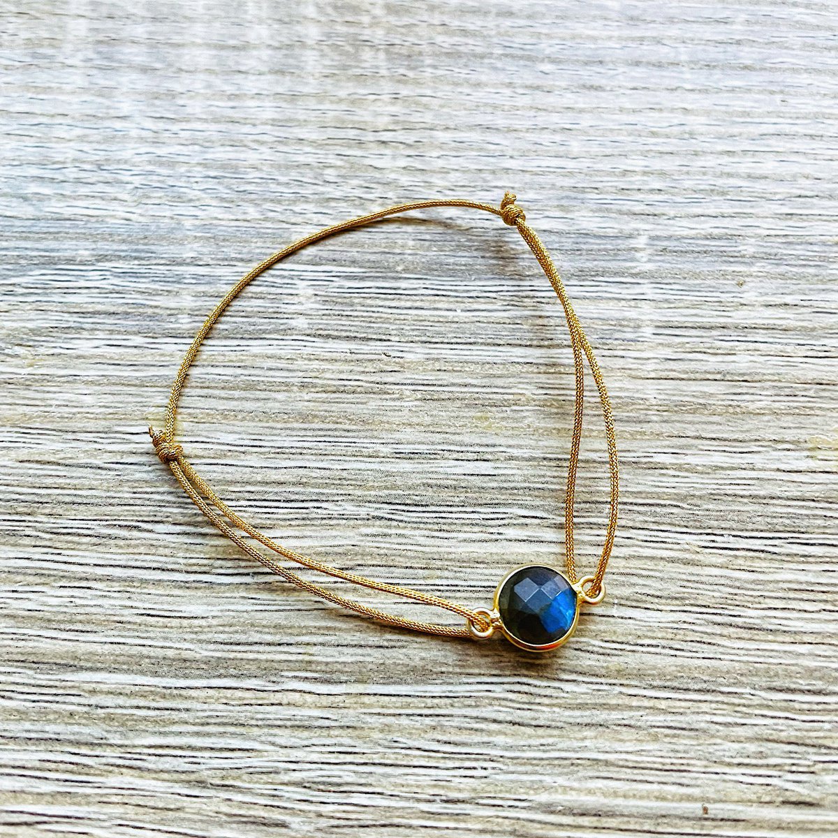 Pulsera Alba piedra natural plata dorada cordón corredizo