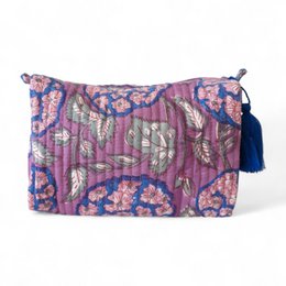  Printed cotton toiletry bag in a floral pattern with a blue tassel. Available in sizes S, M, and L.