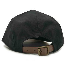 Gorra negra