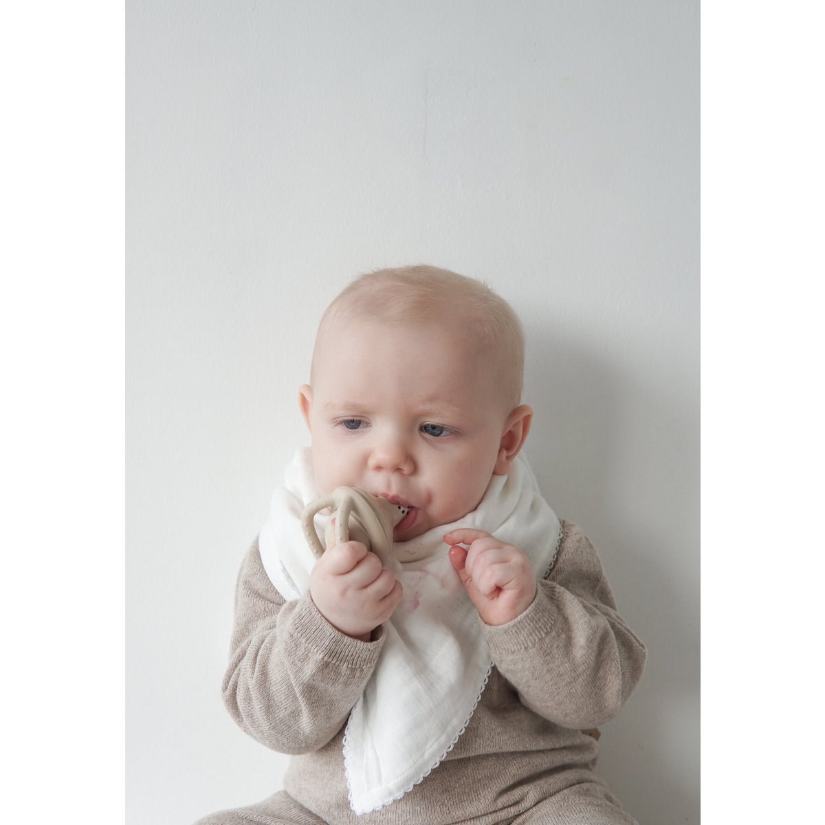 Silikone babyfoder - Oyster Beige