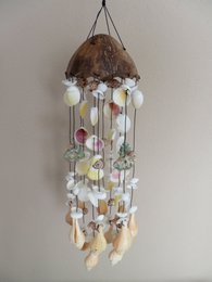 Lampadario in guscio di noce di cocco - WC Batok