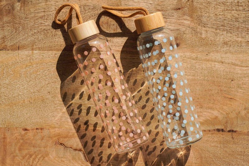 Botella cristal lunares azules 550 ml libre de BPA Isabelle Rose