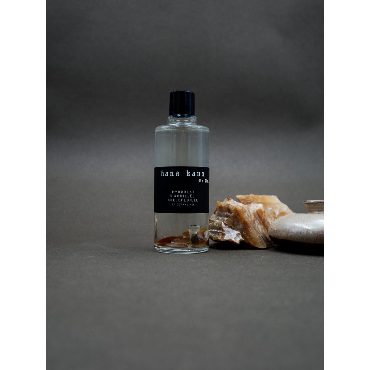 Yarrow hydrosol og carnelians