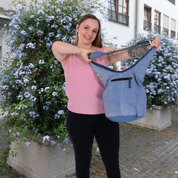 Sunsa duurzame denim tas. Schoudertas die aan 2 kanten te dragen is. hobo tas Boho schoudertas