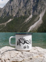Enamel cup mountains and wheel