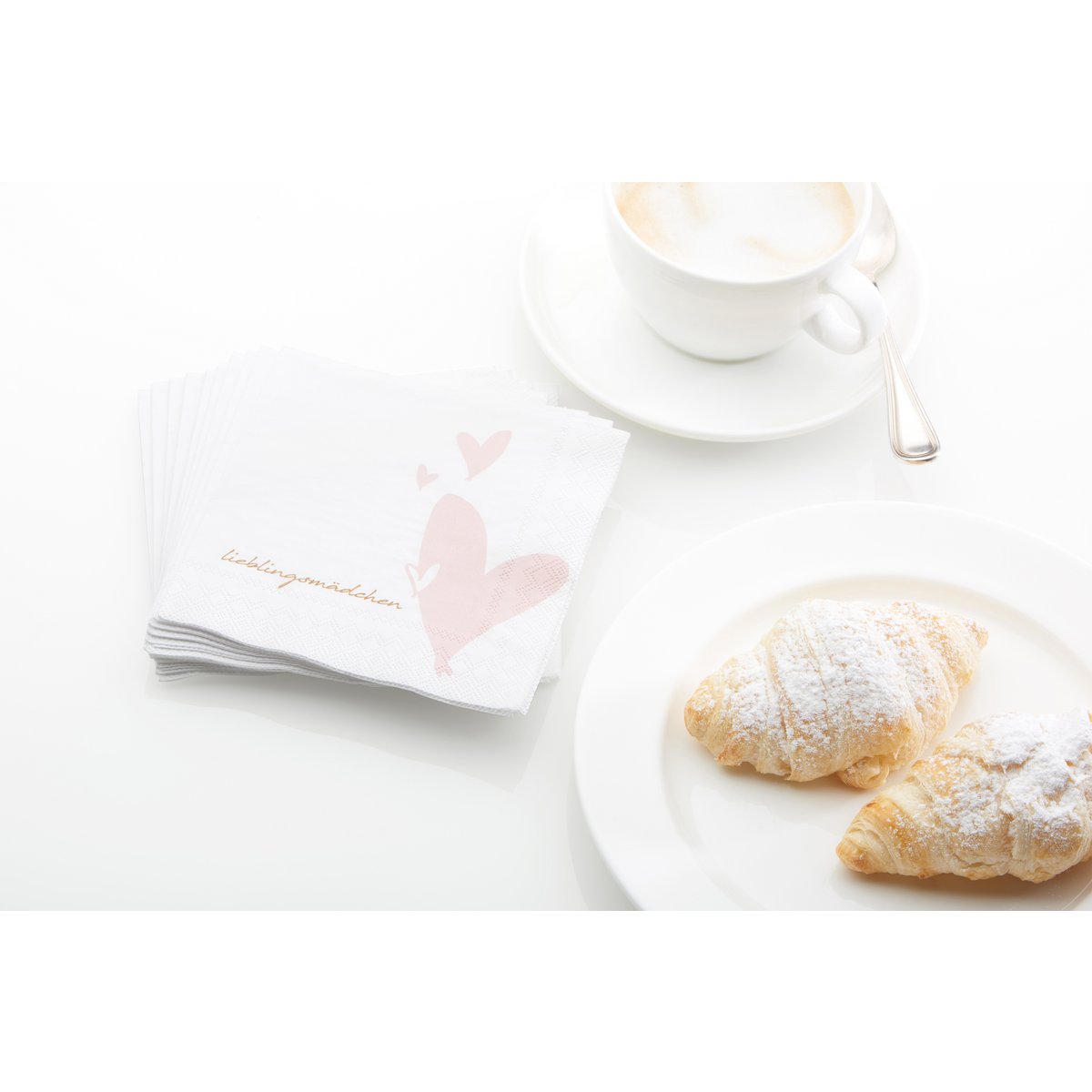 Cocktail napkins: your style, your drink, your moment