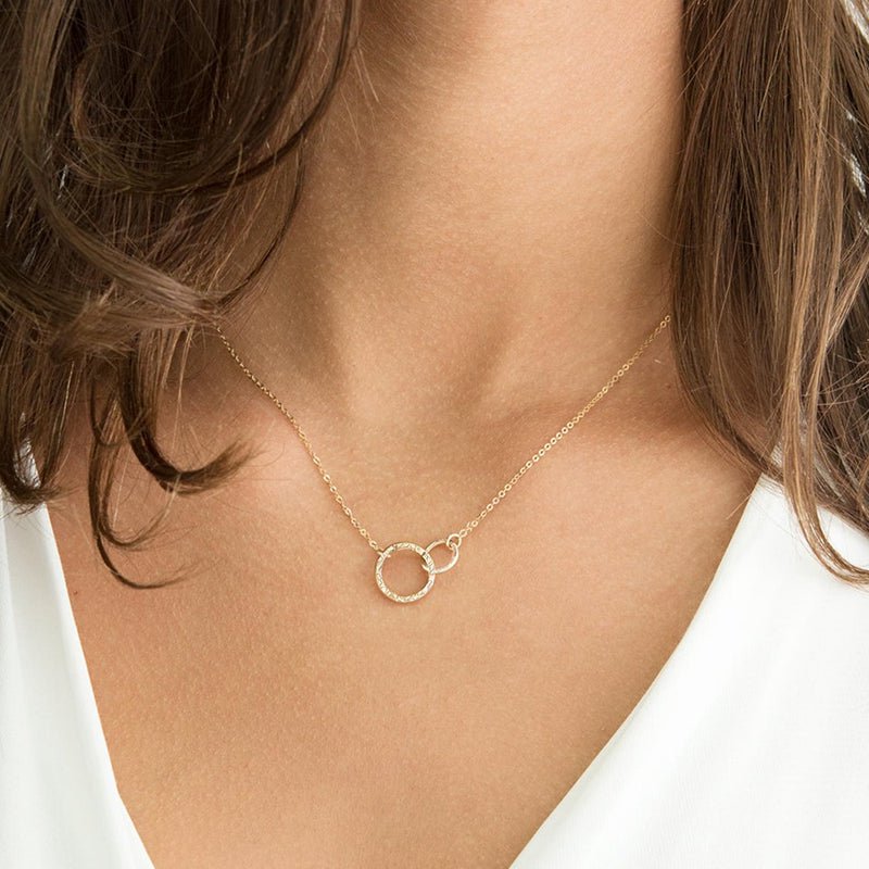 Collar "DOBLE CÍRCULO" Chapado en Oro