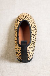 SONIA CHEETAH – Leren ballerina’s met haar erop