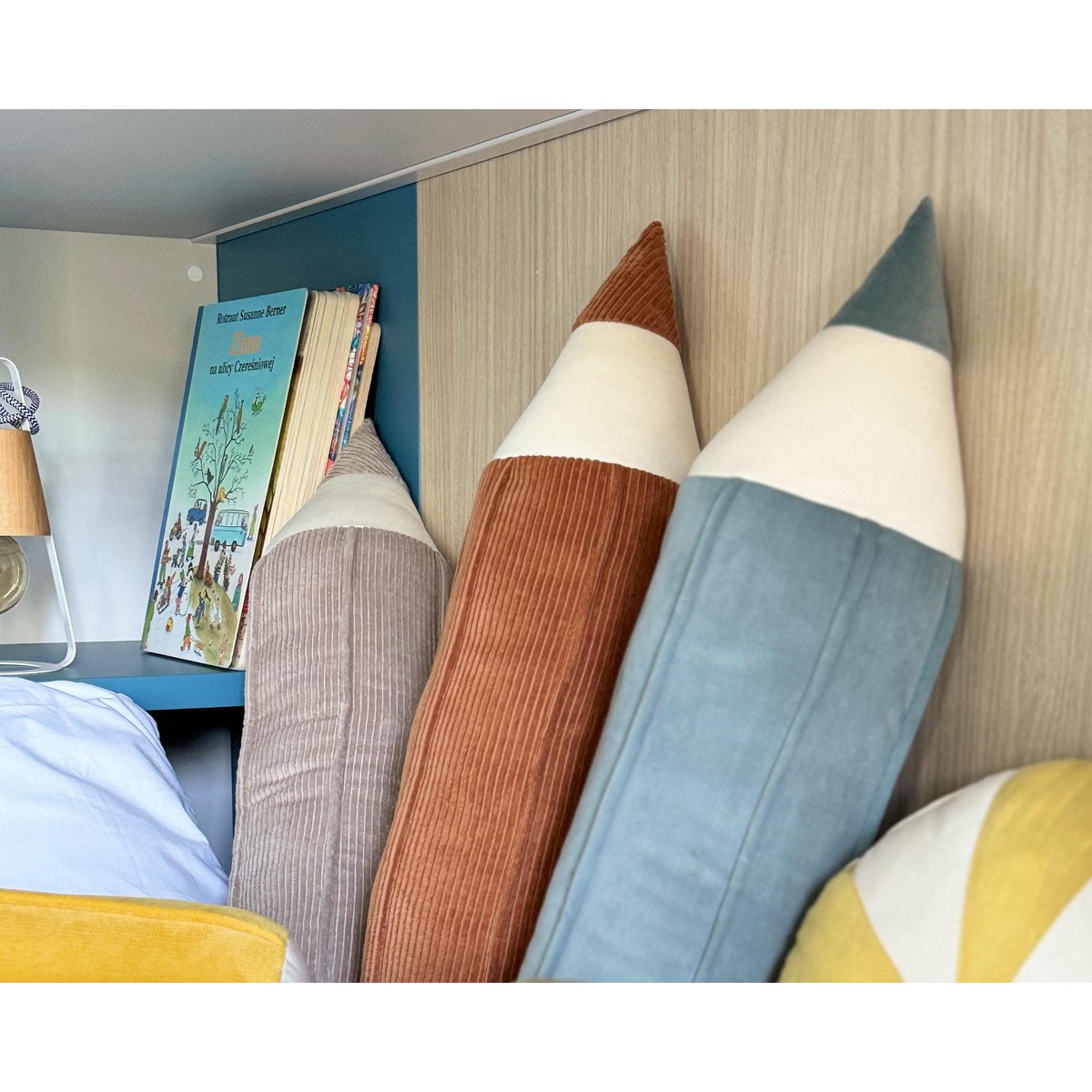 Crayon velvet pillow “Blue"