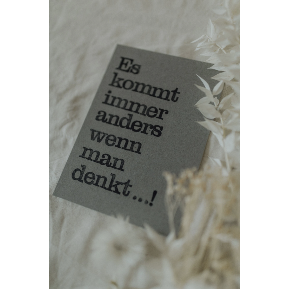 Gestempelte Postkarte "Es kommt anders"