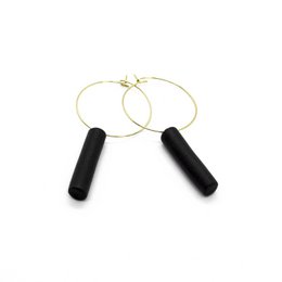 Gold Creolen - Black Bar Pedant