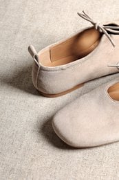 KATY BEIGE – Flache Schuhe aus weichem Leder mit Schnürung vorne