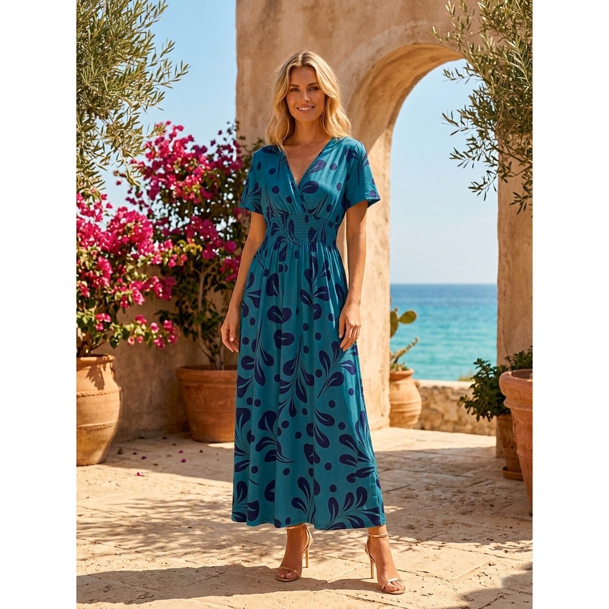 Sukienka maxi „Summer Flamboyant” – impresjonistyczny kwiatowy nadruk i marszczona talia – 610-10
