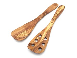 Pfannenwender breiter Griff gebogen handgemacht Olivenholz