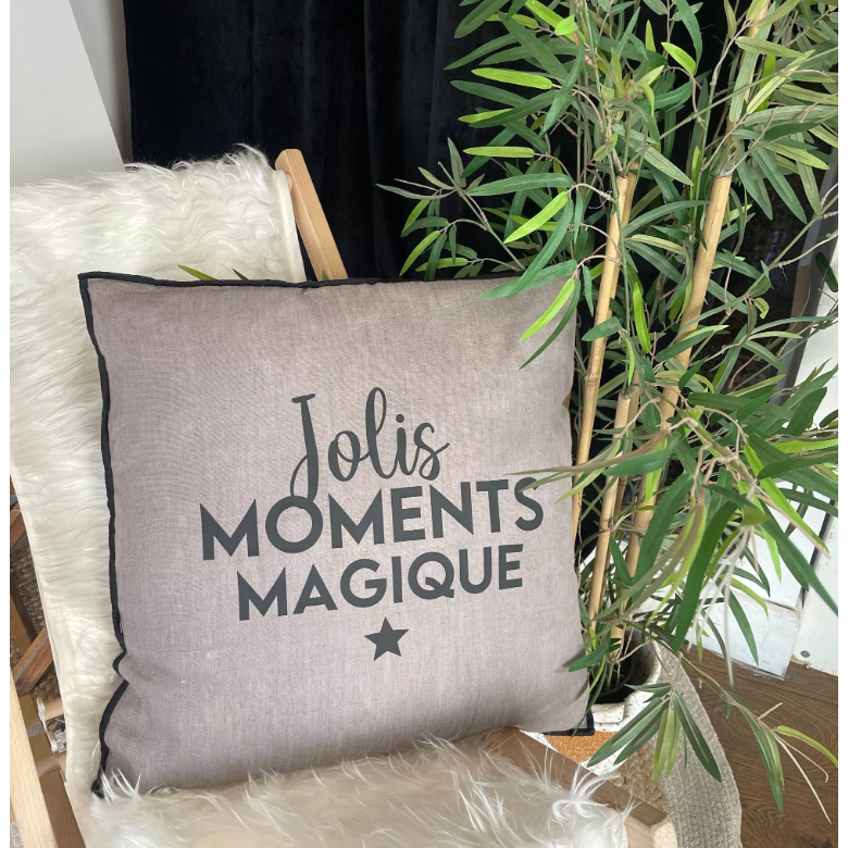 Linen square cushion