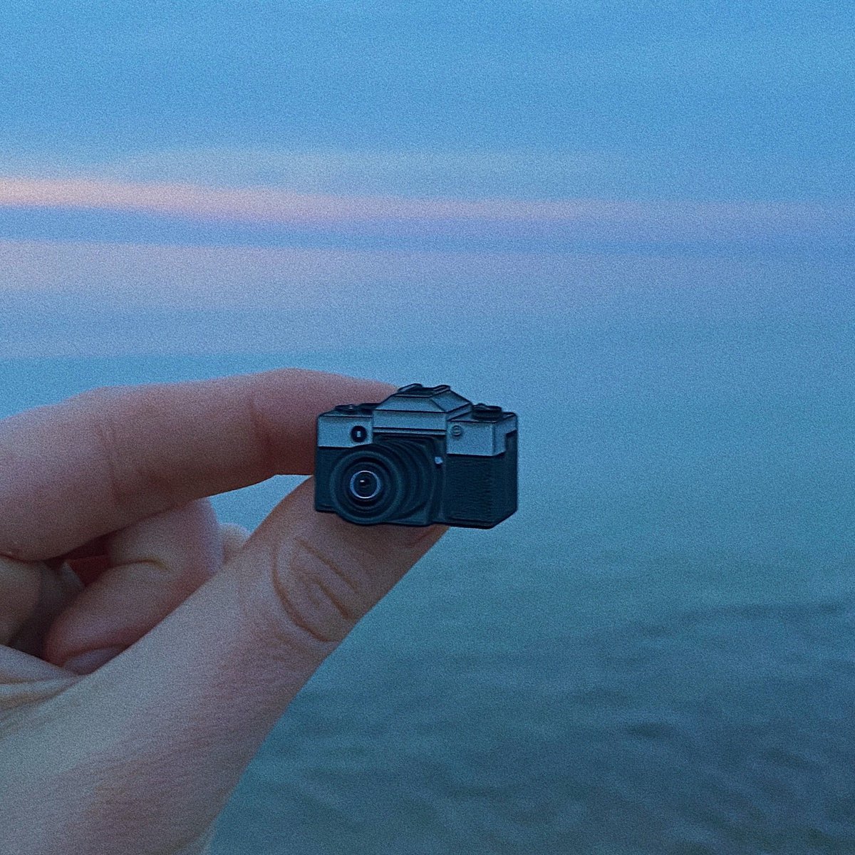 Enamel Pin "Film Camera"
