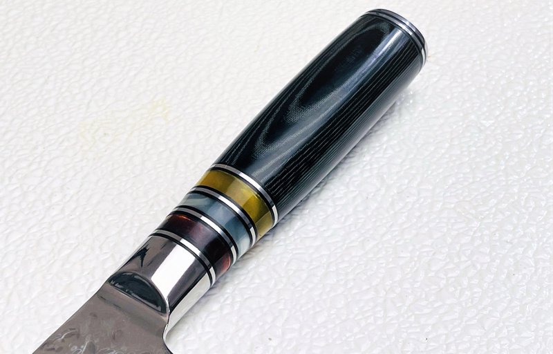 Nagasaki håndhamret Santoku-kniv