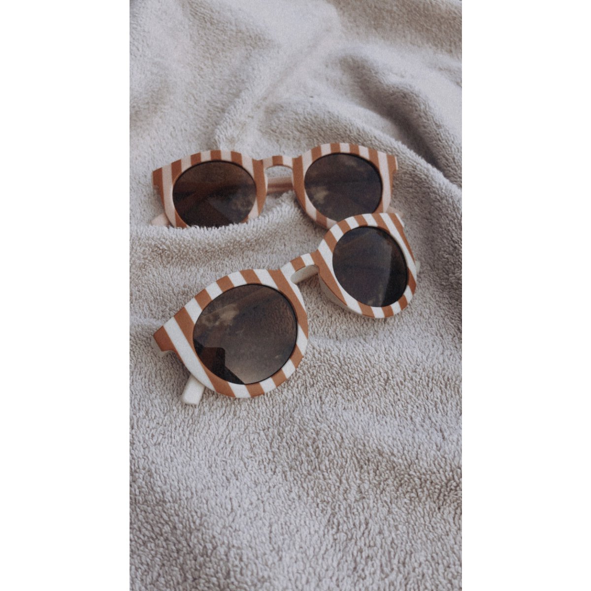 Kinderzonnebril Streep | Kids Sunglasses | White-Orange | Pink-Orange