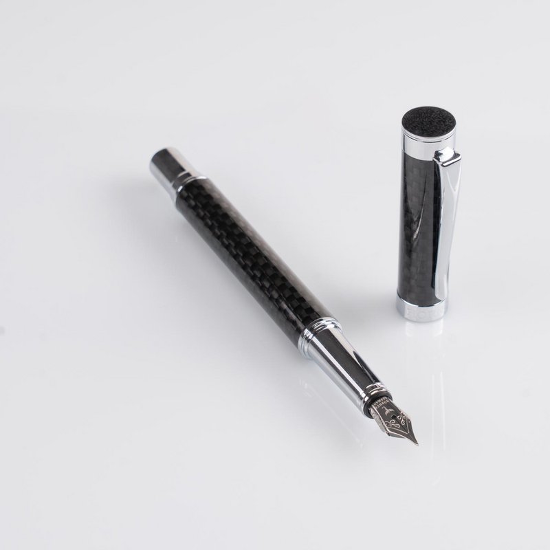Una penna stilografica